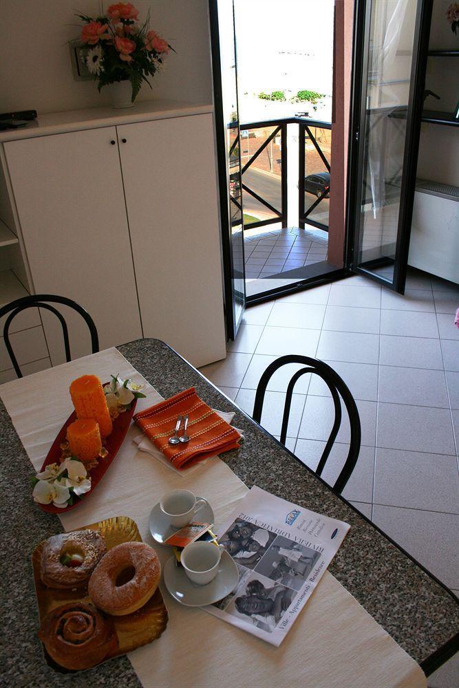 Residenza Sol Holiday Rimini Zewnętrze zdjęcie